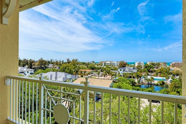 1308 OLD STICKNEY POINT ROAD WP3, Sarasota, FL 34242