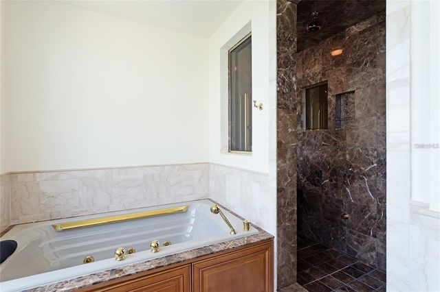 1308 OLD STICKNEY POINT ROAD WP3, Sarasota, FL 34242