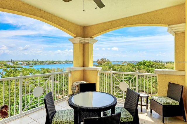 1308 OLD STICKNEY POINT ROAD WP3, Sarasota, FL 34242