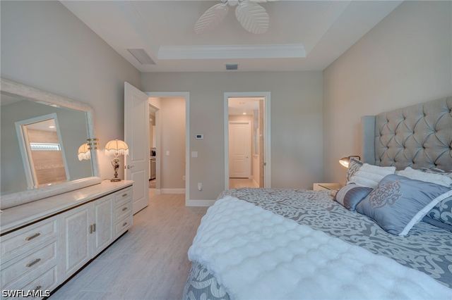 9712 Everglades DR, Naples, FL 34120