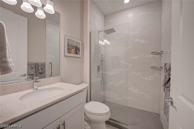 9712 Everglades DR, Naples, FL 34120