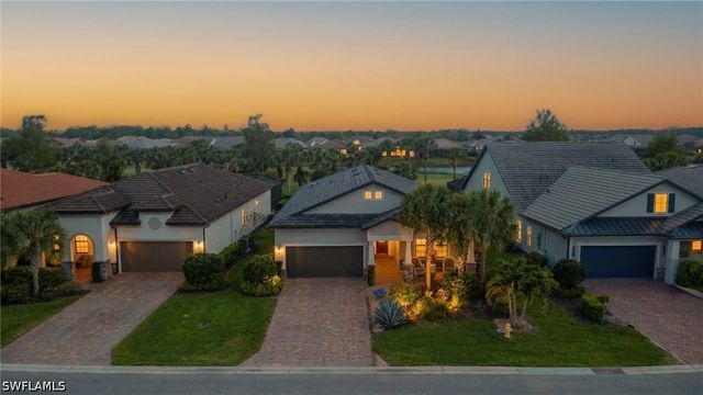 9712 Everglades DR, Naples, FL 34120