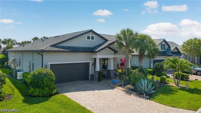 9712 Everglades DR, Naples, FL 34120