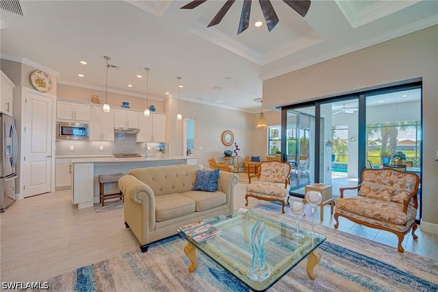 9712 Everglades DR, Naples, FL 34120