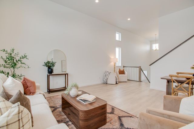 2529 36th Avenue S, Moorhead, MN 56560