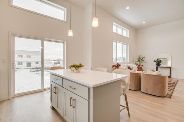 2529 36th Avenue S, Moorhead, MN 56560