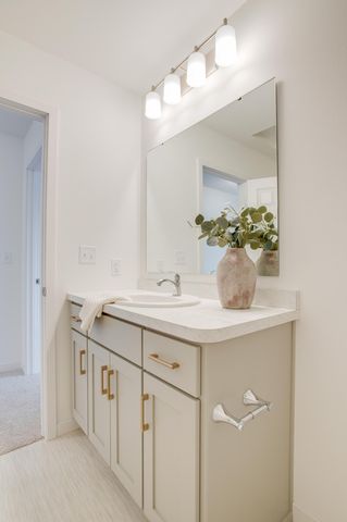 2529 36th Avenue S, Moorhead, MN 56560