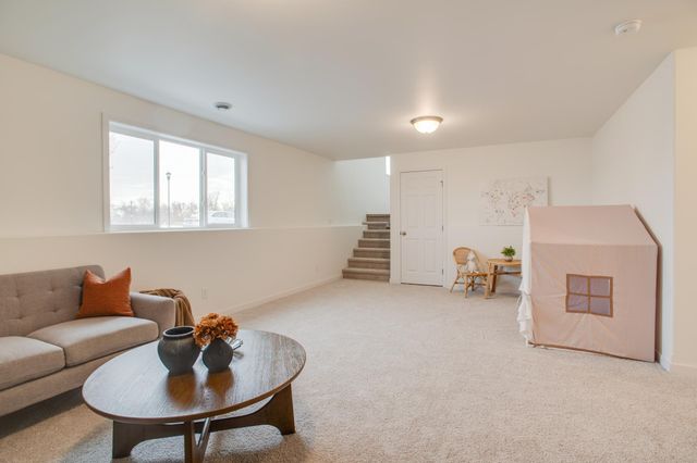 2529 36th Avenue S, Moorhead, MN 56560