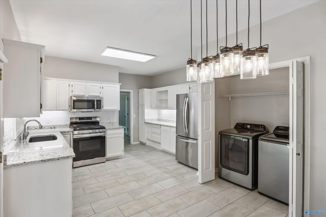 112 Octavia Drive, Meridianville, AL 35759