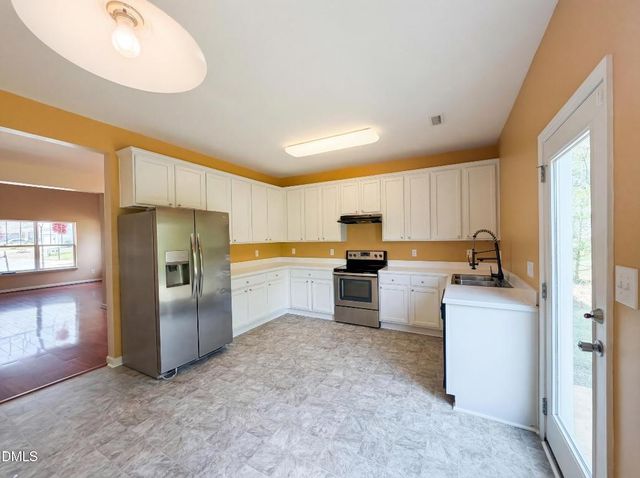 3712 Mayfair Mill Drive, Raleigh, NC 27616