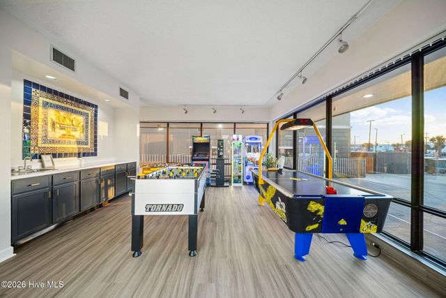 222 Carolina Beach Avenue N Unit 132, Carolina Beach, NC 28428