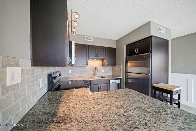 222 Carolina Beach Avenue N Unit 132, Carolina Beach, NC 28428