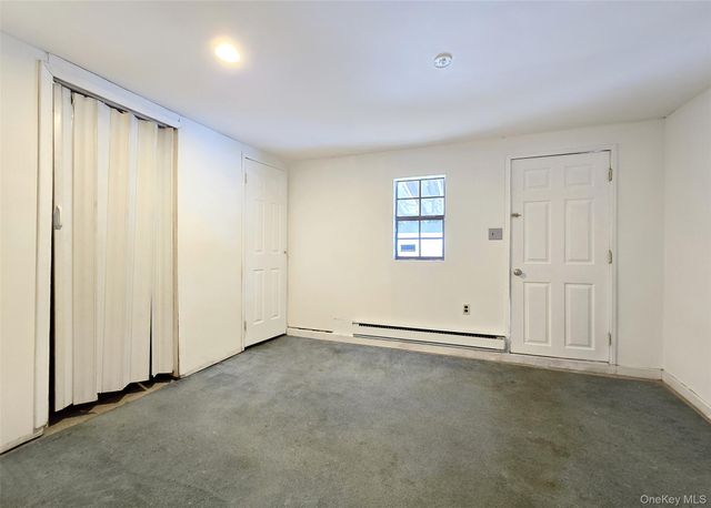 2 Coed Lane, Farmingville, NY 11738