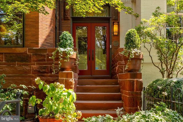 1617 35TH ST NW, Washington, DC 20007