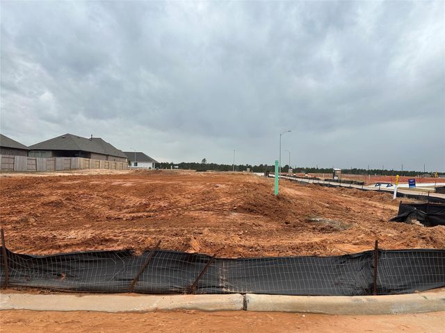 418 Wagyu Trail, New Caney, TX 77357