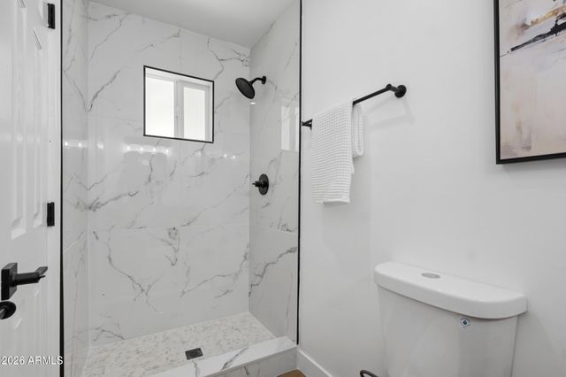 1555 W 6TH Street, Tempe, AZ 85281