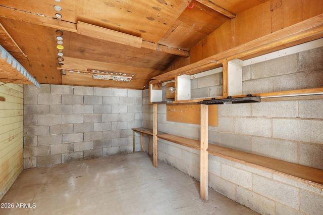 1555 W 6TH Street, Tempe, AZ 85281