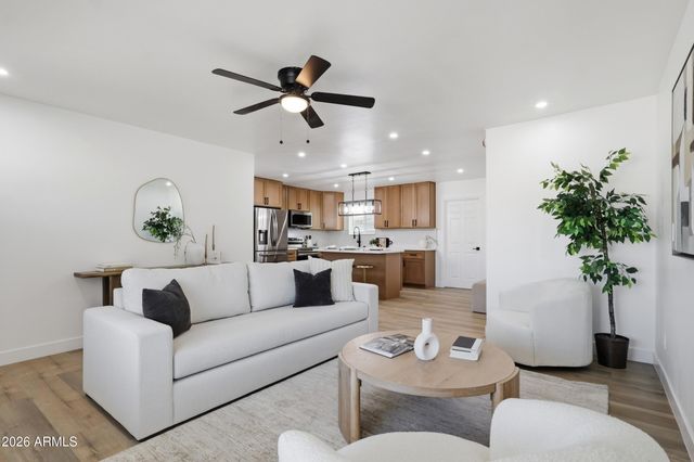 1555 W 6TH Street, Tempe, AZ 85281