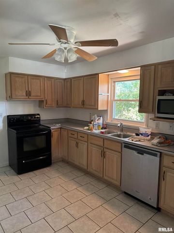 8 NORTHBROOK Drive, Mt Vernon, IL 62864