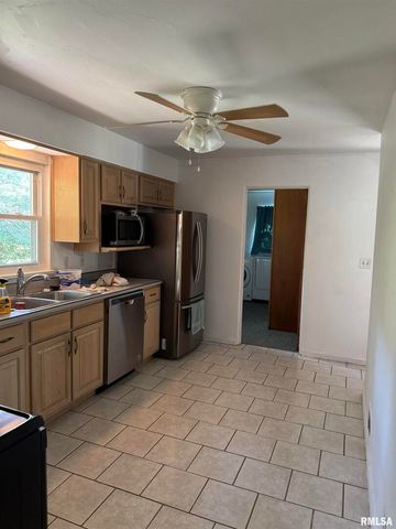 8 NORTHBROOK Drive, Mt Vernon, IL 62864