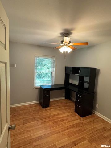 8 NORTHBROOK Drive, Mt Vernon, IL 62864