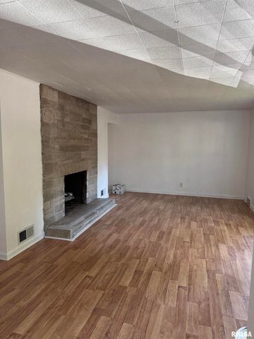 8 NORTHBROOK Drive, Mt Vernon, IL 62864