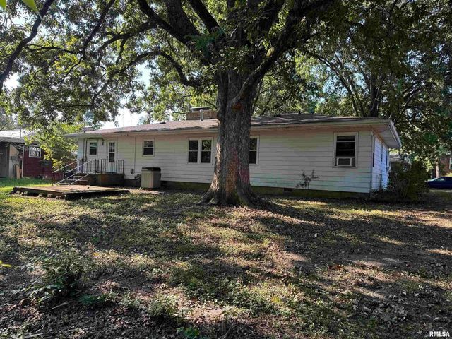 8 NORTHBROOK Drive, Mt Vernon, IL 62864