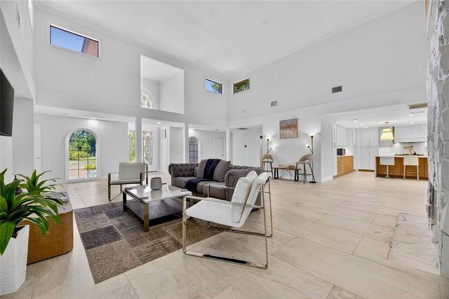 17309 LINDA VISTA CIRCLE, Lutz, FL 33548