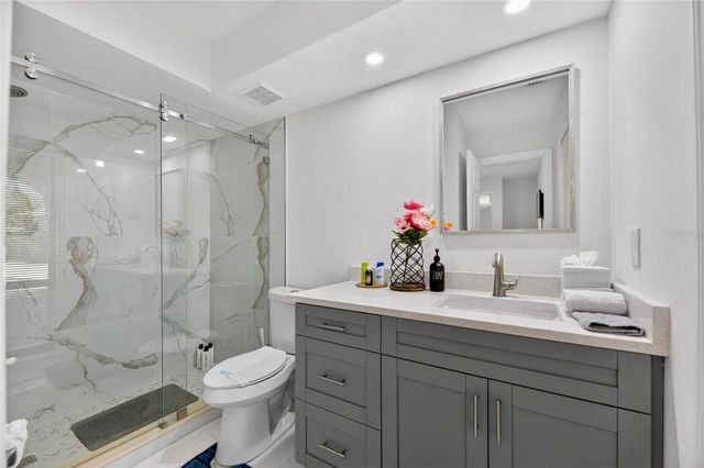 17309 LINDA VISTA CIRCLE, Lutz, FL 33548