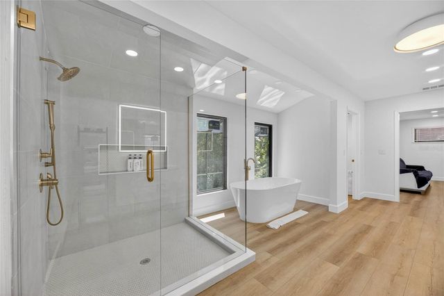 17309 LINDA VISTA CIRCLE, Lutz, FL 33548