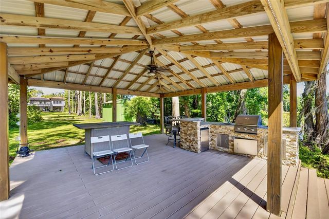 17309 LINDA VISTA CIRCLE, Lutz, FL 33548