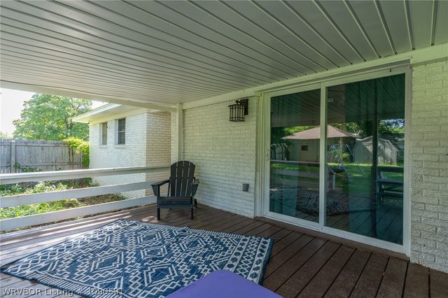 803 Hynes Street, Van Buren, AR 72956
