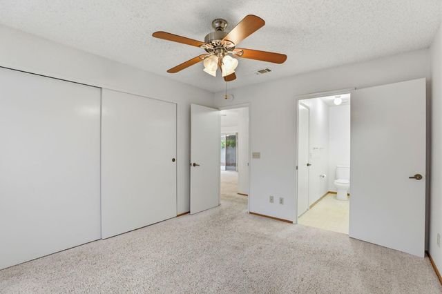 7317 Sunleaf Ln, Sacramento, CA 95828