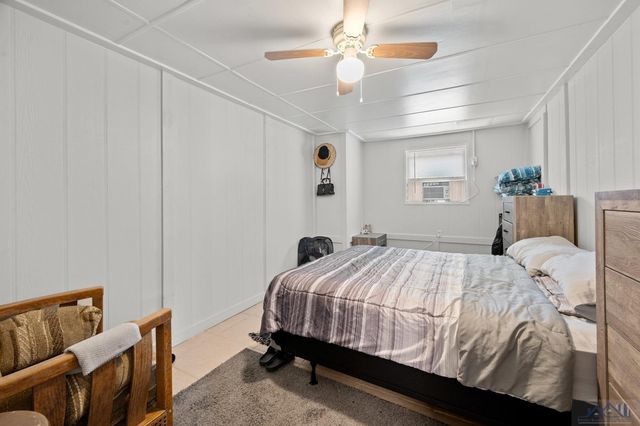 124 Cedar Ln, Grand Isle, LA 70358