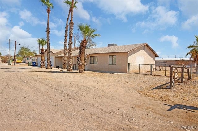 2260 Lakeside Drive, Bullhead City, AZ 86442