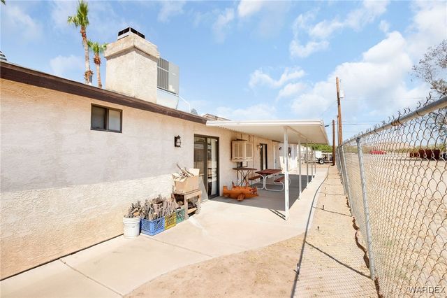 2260 Lakeside Drive, Bullhead City, AZ 86442