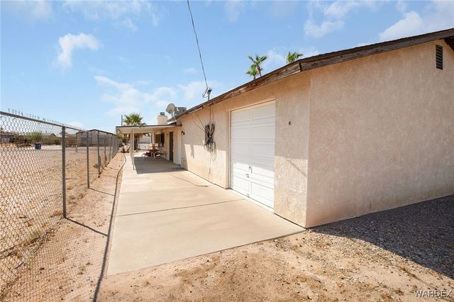 2260 Lakeside Drive, Bullhead City, AZ 86442