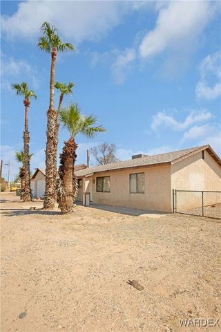 2260 Lakeside Drive, Bullhead City, AZ 86442