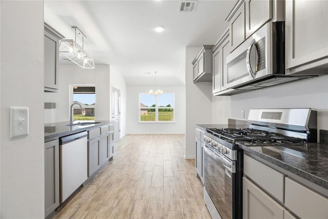 10648 SW 18th Street, Yukon, OK 73099