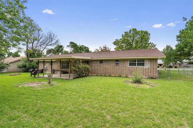 600 Dove Creek DR, Round Rock, TX 78664