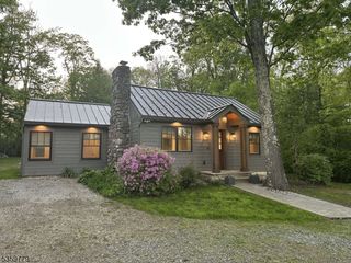 24 Lakeview Point Ave, Frankford Twp., NJ 07826