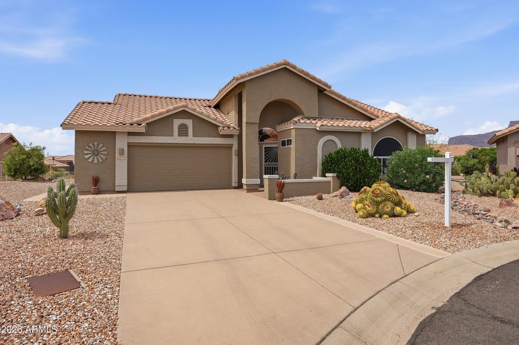 8210 E MULLIGAN Court, Gold Canyon, AZ 85118