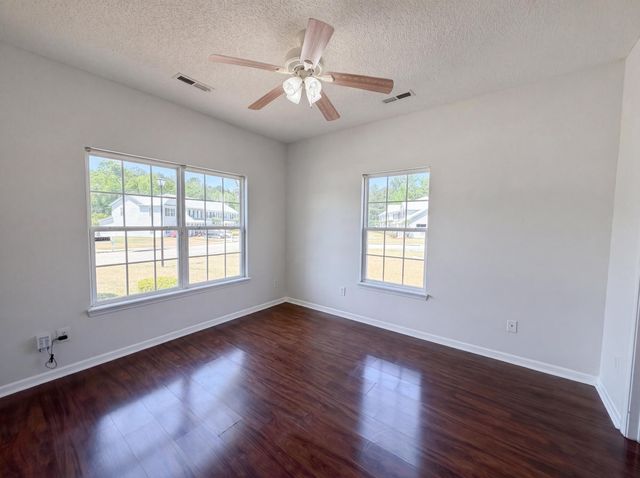 212 Congaree River Drive, Summerville, SC 29485