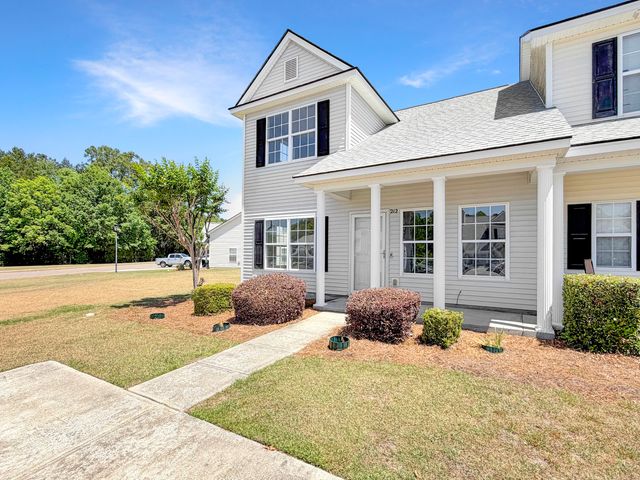 212 Congaree River Drive, Summerville, SC 29485