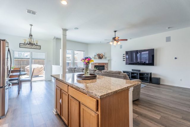 1404 Kittyhawk Drive, Little Elm, TX 75068