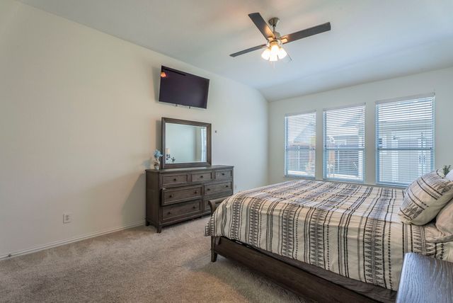 1404 Kittyhawk Drive, Little Elm, TX 75068