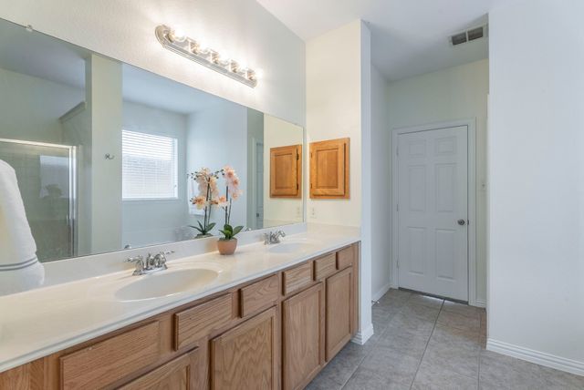 1404 Kittyhawk Drive, Little Elm, TX 75068