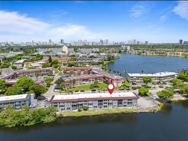 18900 NE 14th Ave D106, Miami, FL 33179