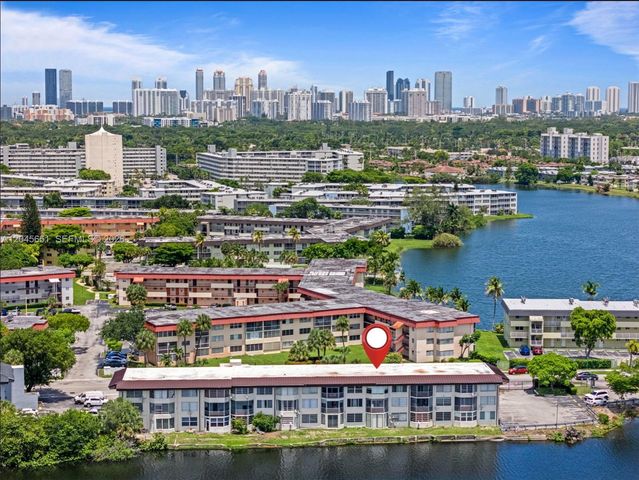 18900 NE 14th Ave D106, Miami, FL 33179