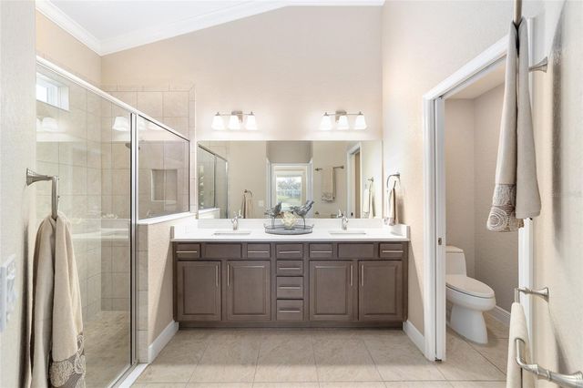 10161 JULIA ISLES AVENUE, Oxford, FL 34484